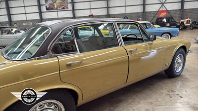 Lot 436 - 1976 JAGUAR 4.2 XJ6 L AUTO