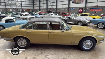 Lot 436 - 1976 JAGUAR 4.2 XJ6 L AUTO