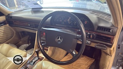 Lot 196 - 1989 MERCEDES 500 SEL AUTO