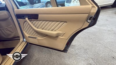 Lot 196 - 1989 MERCEDES 500 SEL AUTO