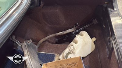 Lot 196 - 1989 MERCEDES 500 SEL AUTO