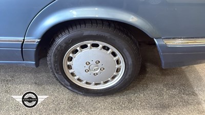 Lot 196 - 1989 MERCEDES 500 SEL AUTO
