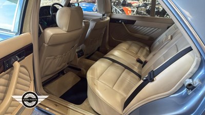 Lot 196 - 1989 MERCEDES 500 SEL AUTO