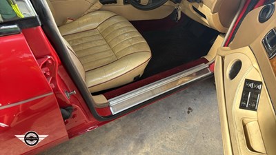 Lot 30 - 1992 JAGUAR SOVEREIGN 4.0 AUTO