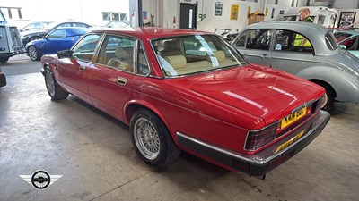 Lot 30 - 1992 JAGUAR SOVEREIGN 4.0 AUTO