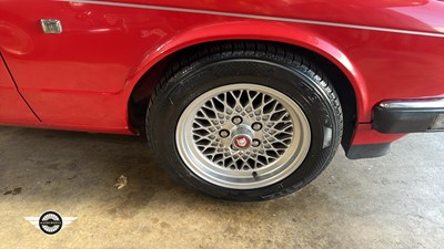 Lot 30 - 1992 JAGUAR SOVEREIGN 4.0 AUTO