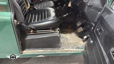 Lot 32 - 2005 LAND ROVER DEFENDER 90 TD5