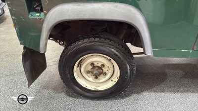 Lot 32 - 2005 LAND ROVER DEFENDER 90 TD5