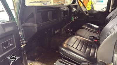 Lot 32 - 2005 LAND ROVER DEFENDER 90 TD5