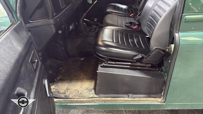 Lot 32 - 2005 LAND ROVER DEFENDER 90 TD5