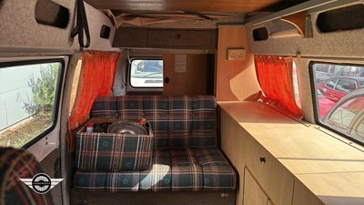 Lot 40 - 2002 VOLKSWAGEN