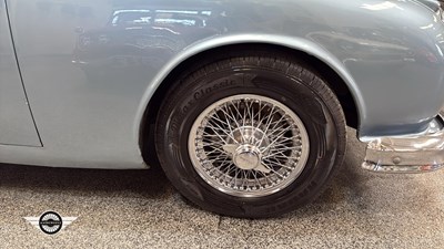 Lot 48 - 1966 JAGUAR MK II