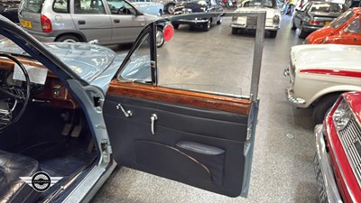 Lot 48 - 1966 JAGUAR MK II