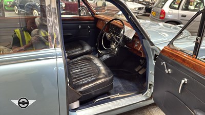 Lot 48 - 1966 JAGUAR MK II