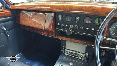 Lot 48 - 1966 JAGUAR MK II