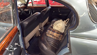 Lot 48 - 1966 JAGUAR MK II