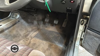 Lot 894 - 1985 FORD CAPRI LASER