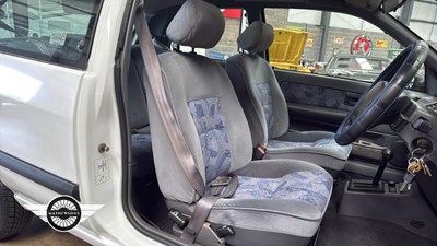 Lot 758 - 1996 RENAULT CLIO RT AUTO