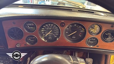 Lot 115 - 1973 TRIUMPH STAG