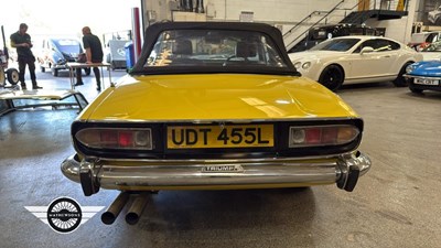 Lot 115 - 1973 TRIUMPH STAG