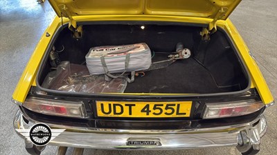 Lot 115 - 1973 TRIUMPH STAG