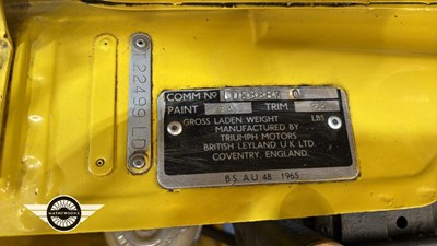Lot 115 - 1973 TRIUMPH STAG