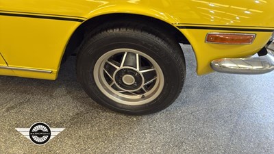 Lot 115 - 1973 TRIUMPH STAG