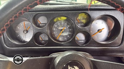 Lot 43 - 1974 VAUXHALL