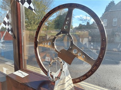 Lot 442 - STEERING WHEEL