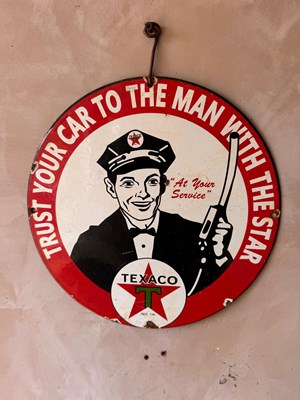 Lot 397 - TEXACO AT YOUR SERVICE ENAMEL SIGN 12" DIA