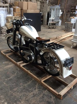 Lot 119 - SOLID WOOD FULL SIZE HARLEY DAVIDSON