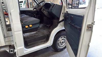 Lot 460 - 1996 RENAULT TRAFIC T1400D LWB