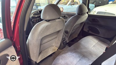 Lot 456 - 1997 FORD MONDEO GLX