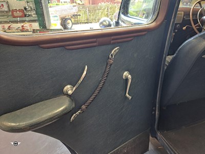 Lot 148 - 1951 FORD V8 PILOT