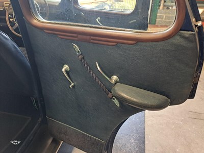 Lot 148 - 1951 FORD V8 PILOT