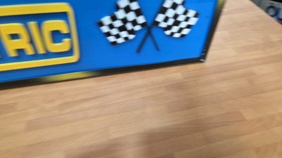 Lot 177 - SCALEXTRIC LIGHT UP SIGN 27" X 8"