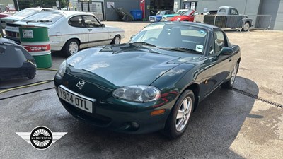 Lot 898 - 2001 MAZDA MX-5