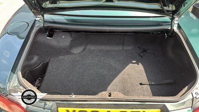 Lot 898 - 2001 MAZDA MX-5