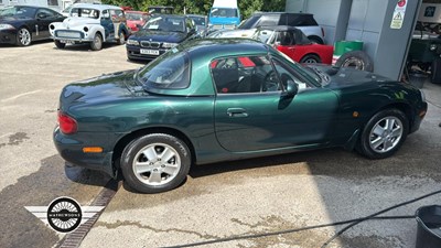 Lot 898 - 2001 MAZDA MX-5
