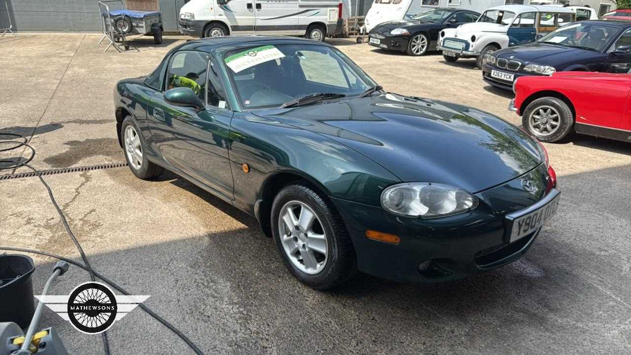 Lot 898 - 2001 MAZDA MX-5