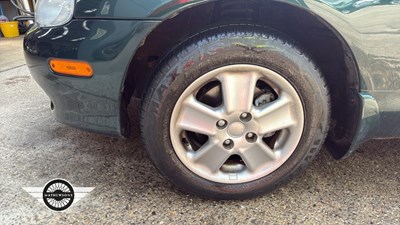 Lot 898 - 2001 MAZDA MX-5