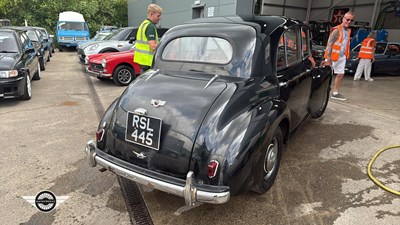 Lot 822 - 1953 MORRIS OXFORD
