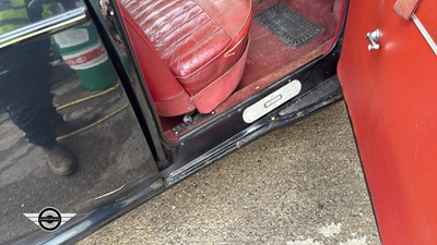 Lot 822 - 1953 MORRIS OXFORD