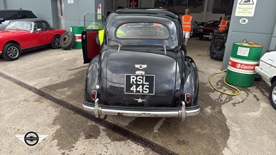 Lot 822 - 1953 MORRIS OXFORD