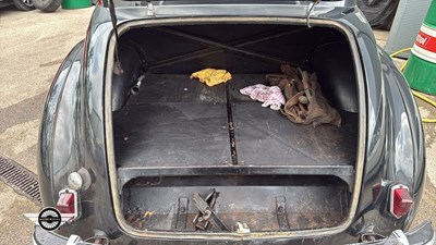 Lot 822 - 1953 MORRIS OXFORD