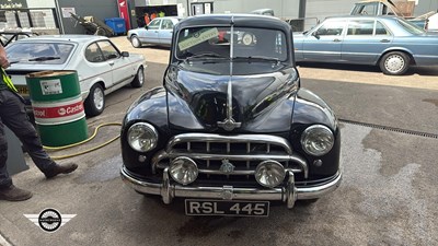 Lot 822 - 1953 MORRIS OXFORD