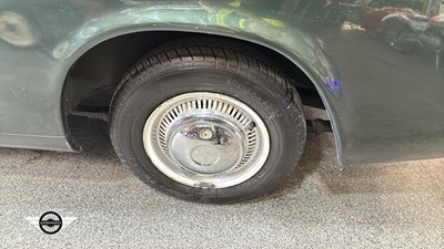 Lot 38 - 1963 SUNBEAM RAPIER