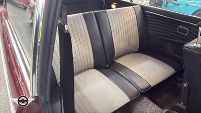 Lot 86 - 1972 BMW 2000 TOURING