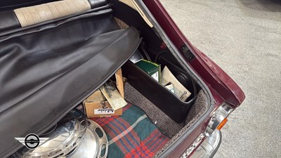 Lot 86 - 1972 BMW 2000 TOURING