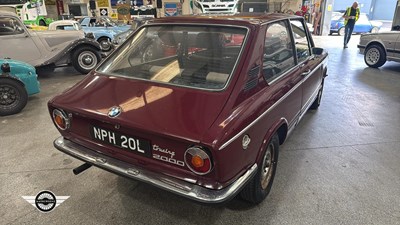 Lot 86 - 1972 BMW 2000 TOURING